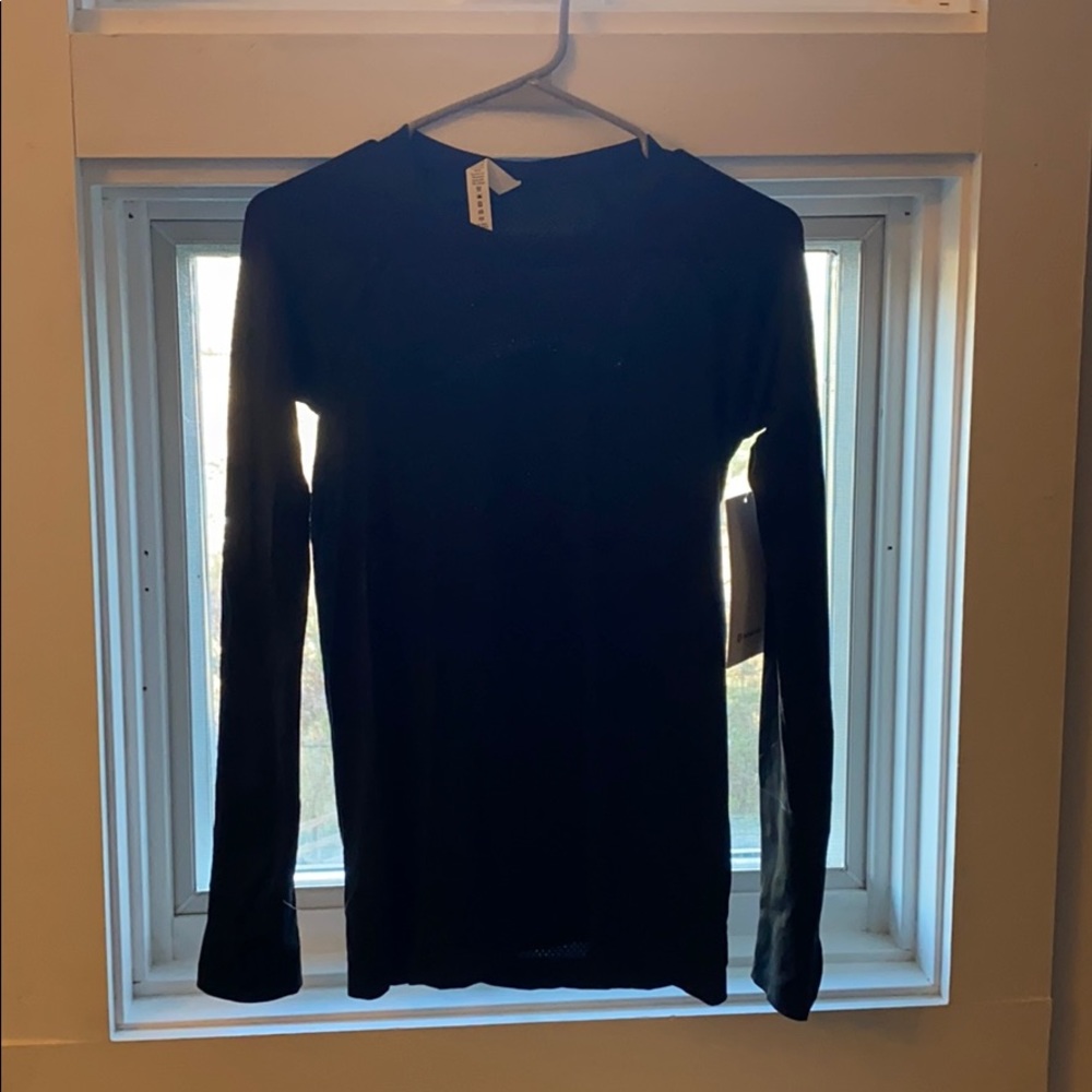 Lululemon swiftly tech LS 2.0